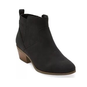Arizona Jean Company Black Ankle Boots